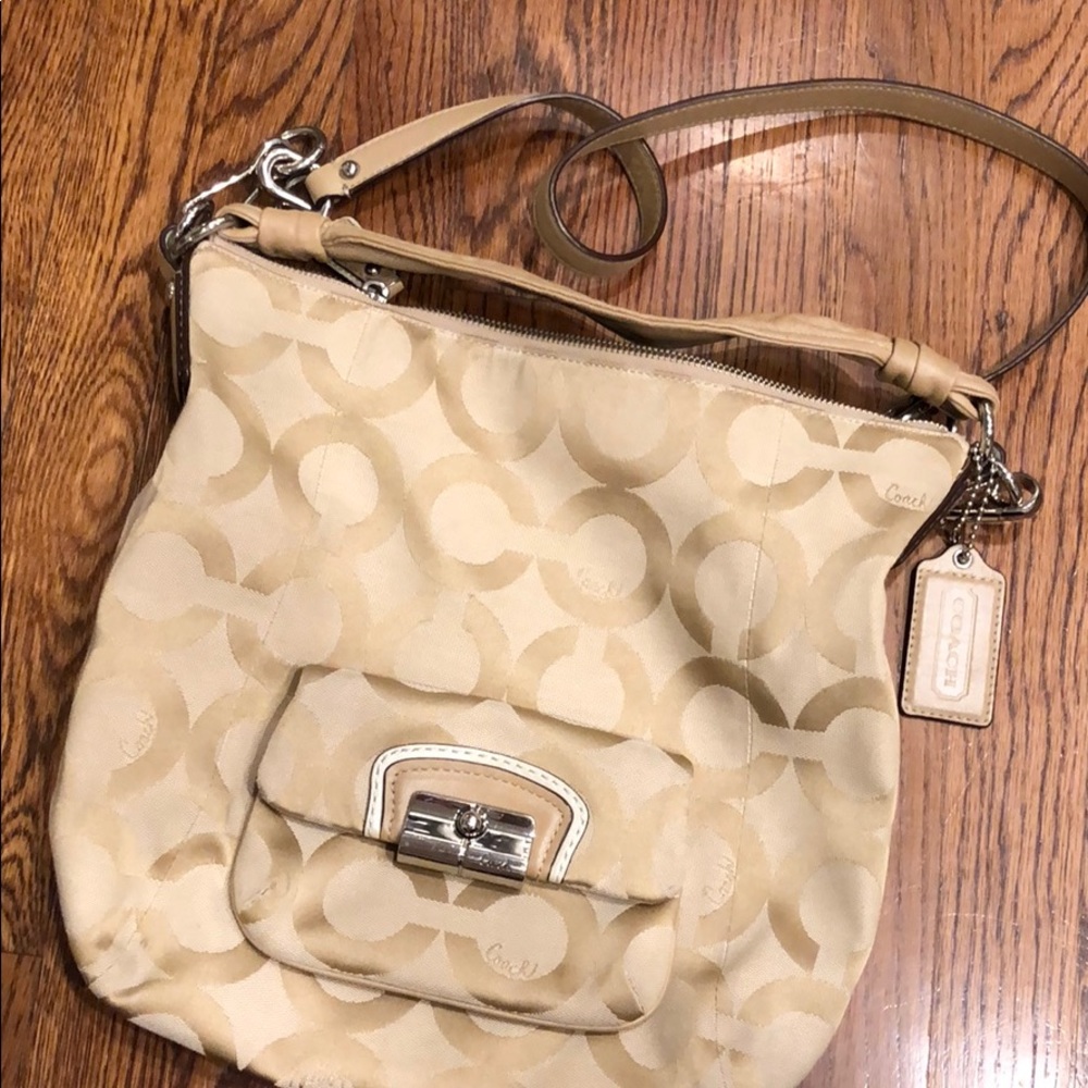 Coach crossbody/shoulder bag
